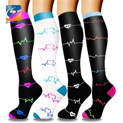 Calcetines de compresión hasta la rodilla